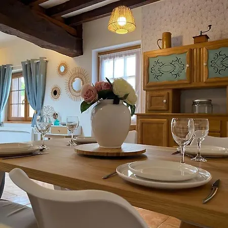 Casa vacanze Maison De Charme Avec Jacuzzi. Berthouville