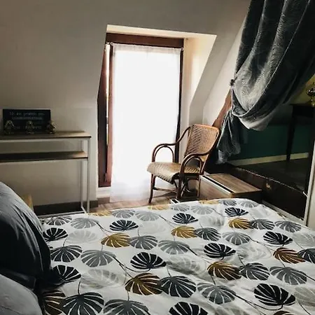 Maison De Charme Avec Jacuzzi. Casa vacanze